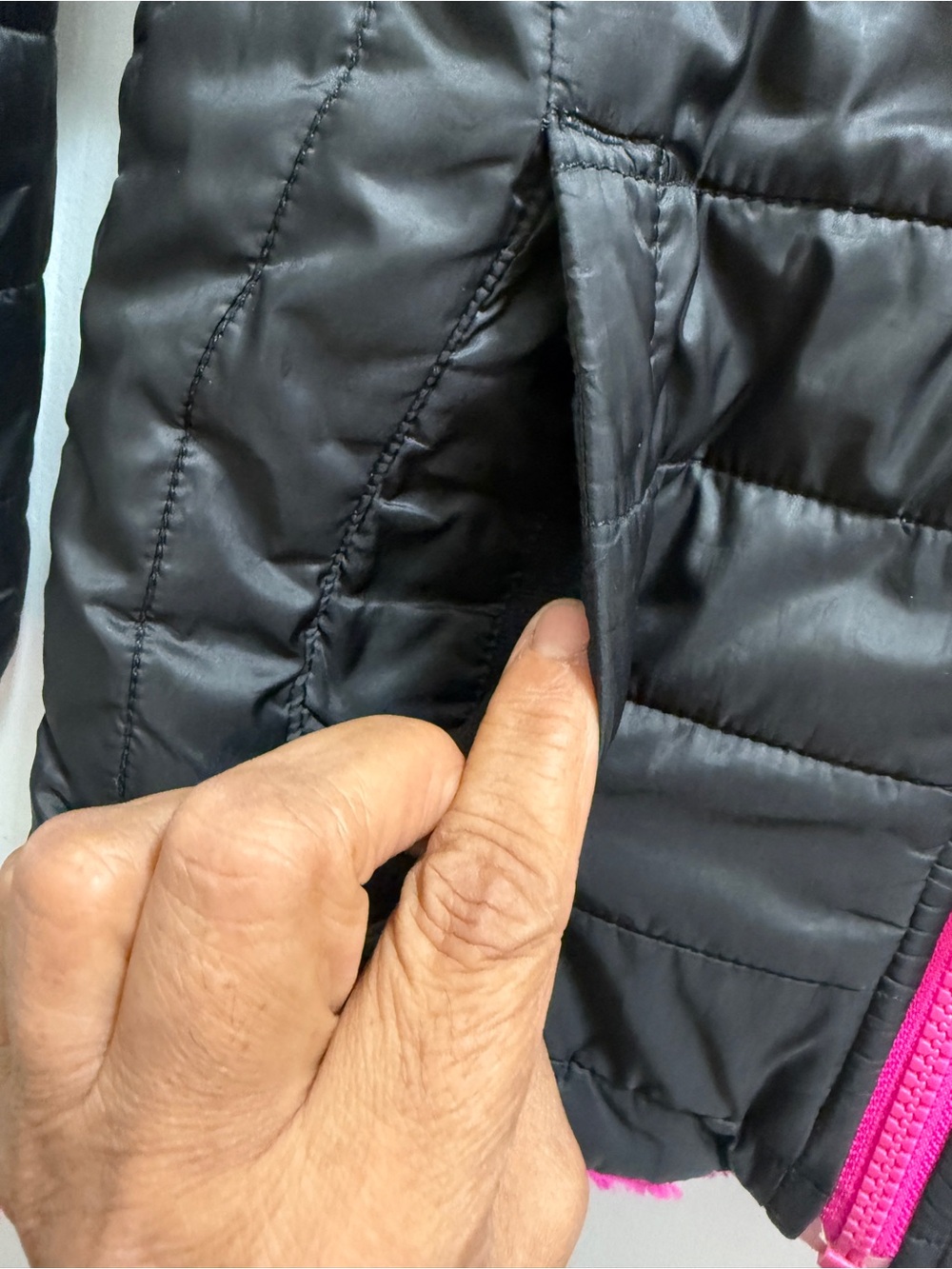 The North Face double sided Black nd hot pink Jacket with side pockets. Soft - Picture 5 of 16
